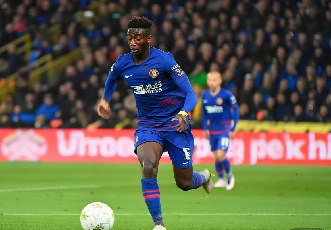 奥斯曼·登贝莱金球奖后状态下滑：伤病缠身陷“玻璃人”困境